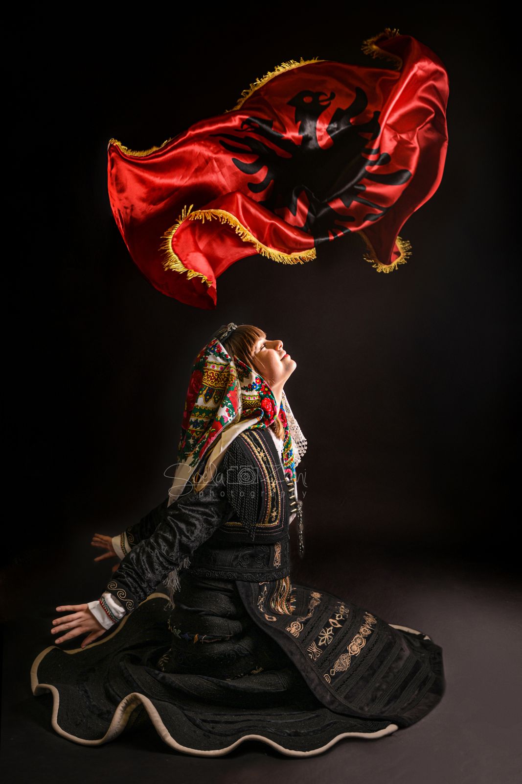 Vajza me Xhublete dhe Famur1 Vajza me Xhublete dhe Famur1